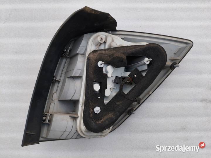 Lampa Lewy Tył Tylna Lewa Opel Astra H Kombi lewe mazowieckie Wyszków