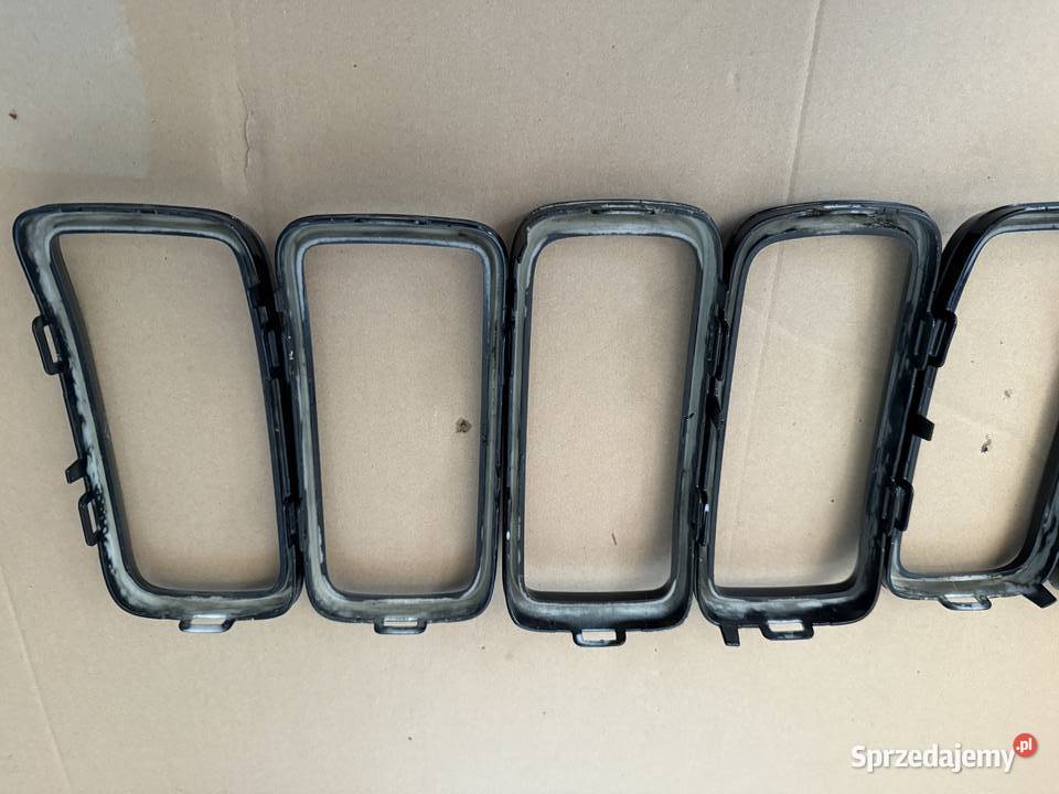 Nakładki kratki atrapy grilla Jeep Rengade Kolbuszowa Dolna