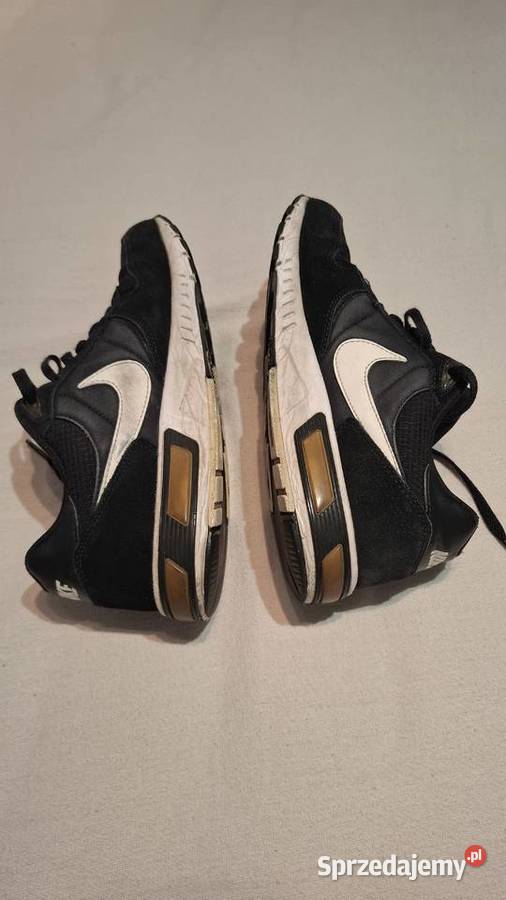 Obuwie sportowe Nike śląskie