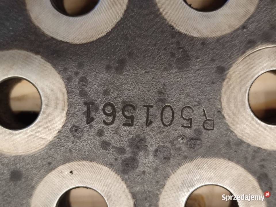 Podkładka dystansowa R501561 silnika JOHN DEERE wielkopolskie Wilkowo sprzedam