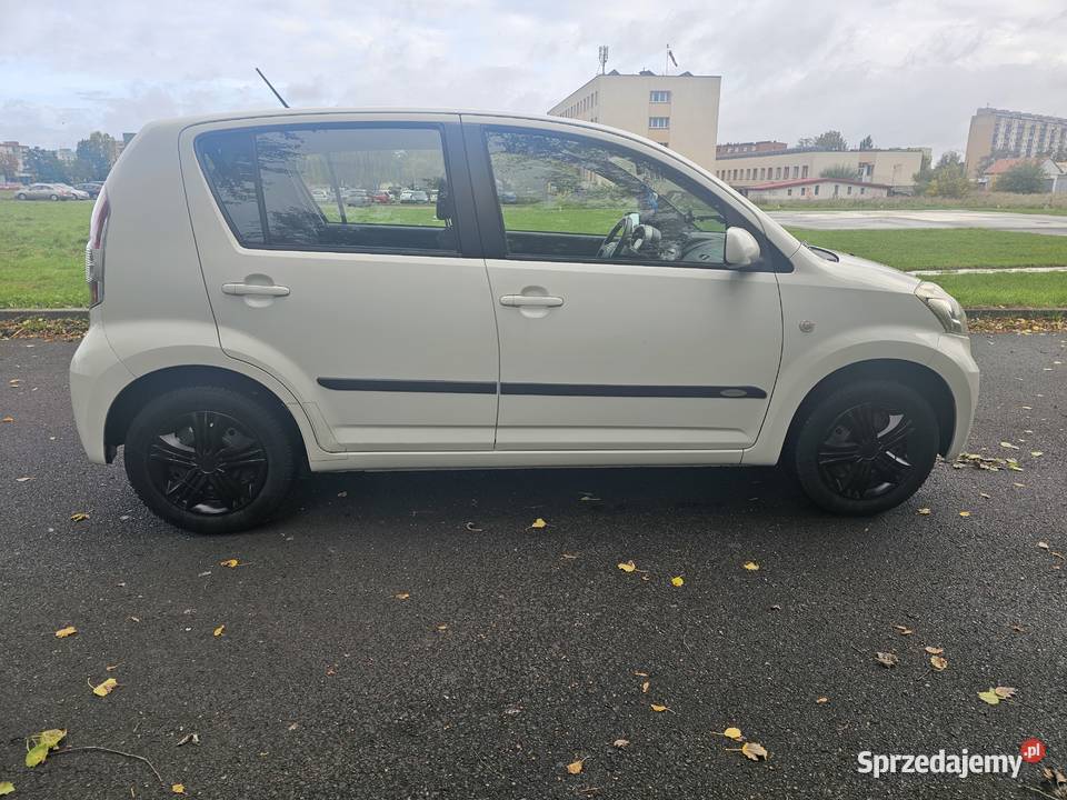Daihatsu Sirion nieuszkodzony Głogów