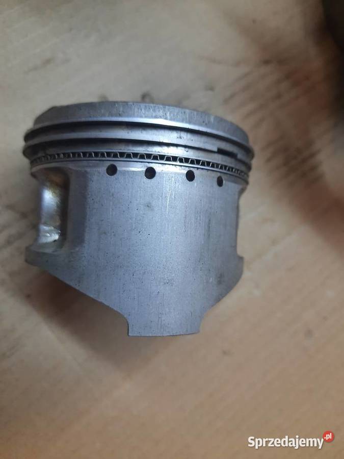Yamaha XZ 550 cylinder tłok pierścienie dolnośląskie Jelenia Góra sprzedam