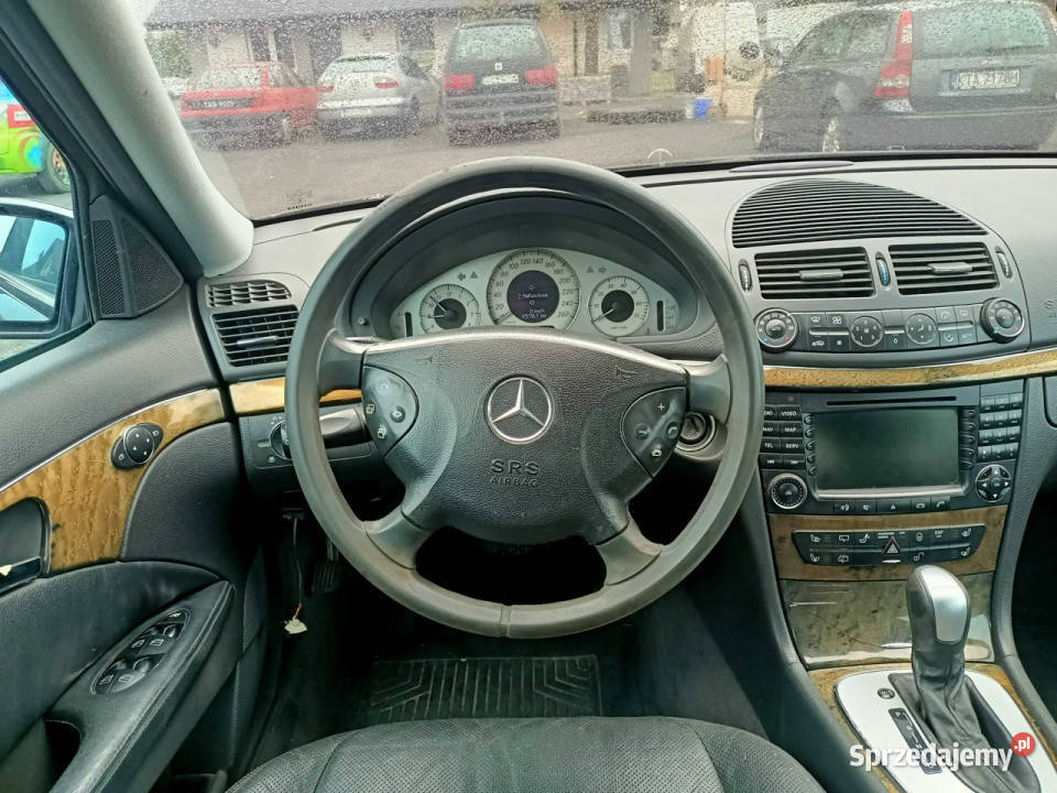 Mercedes E 320 Mercedes E klasa 32lpg 03r Kombi małopolskie Tarnów