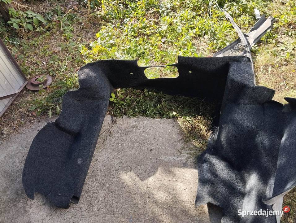 Tapicerka bagażnika alfa 164 Rok produkcji 1991 wielkopolskie Poznań