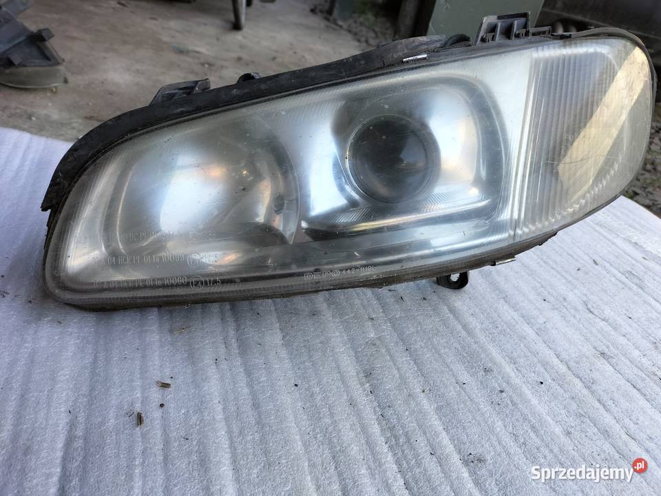 OMEGA B LAMPA PRZÓD PRZEDNIA LEWA