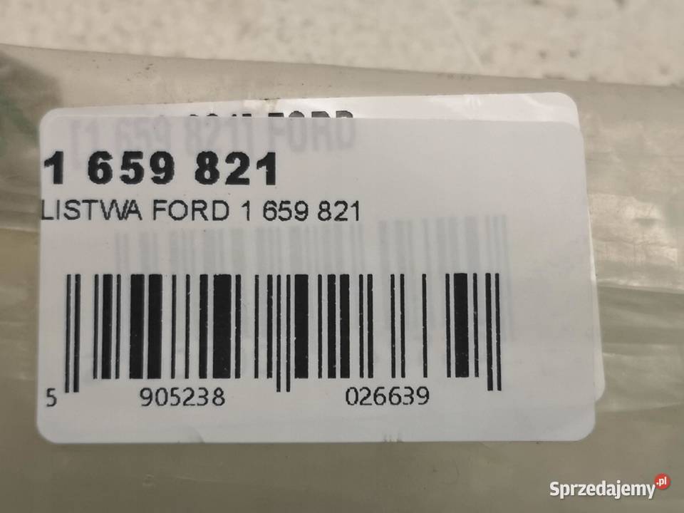 LISTWA PRAWA FORD ESCORT 19861990 NOWA Listwy i nakładki sprzedam
