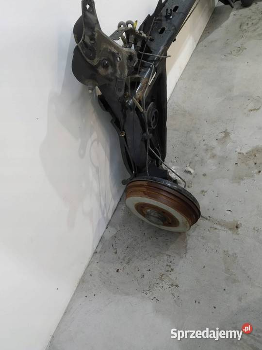 BELKA ZAWIESZENIA TYŁ BĘBNY Renault Clio IV Belki zawieszenia