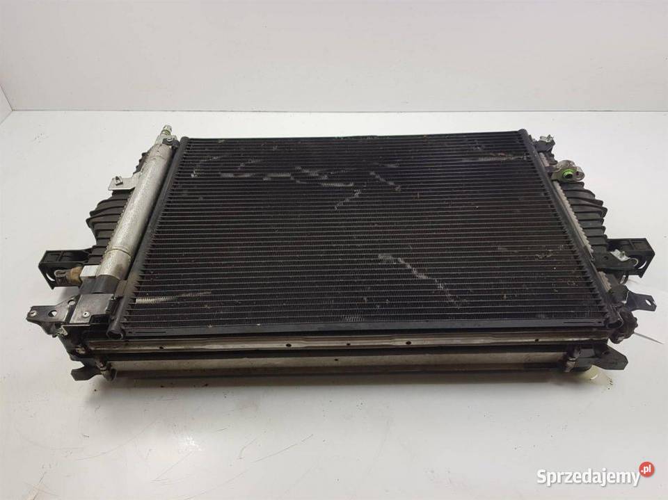 PAS PRZEDNI CHŁODNICE VOLVO XC 70 30681491 osobowe Lipno