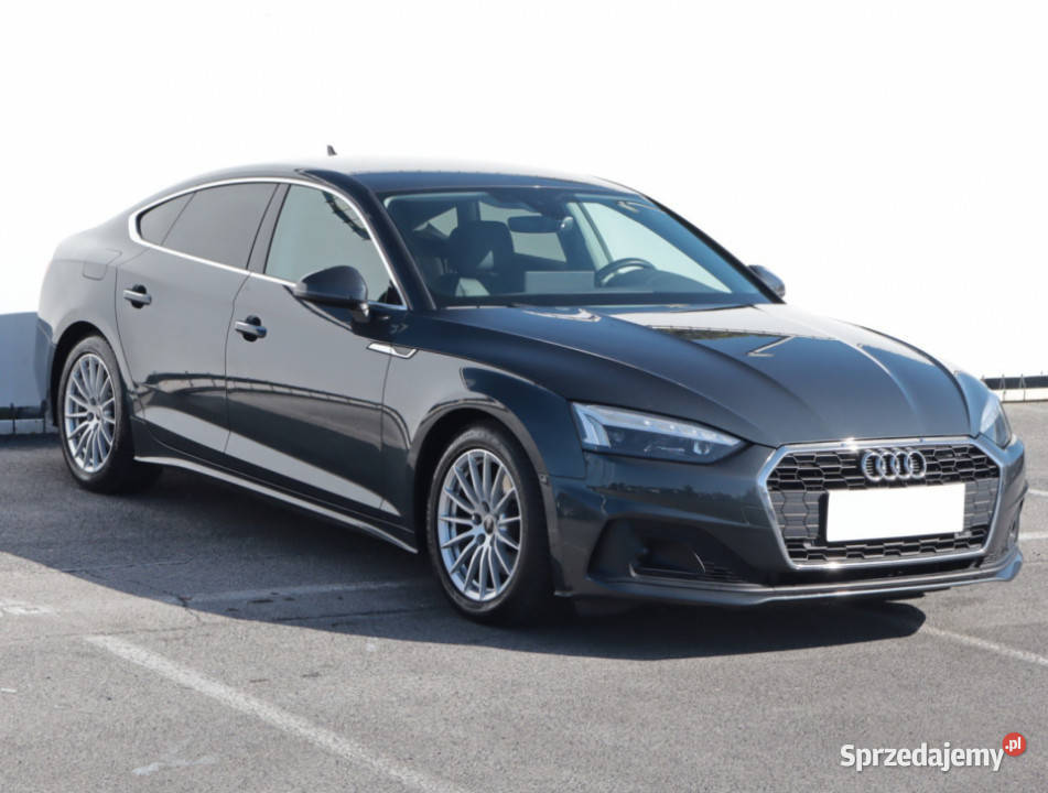 Audi A5 35 TDI czujnik parkowania
