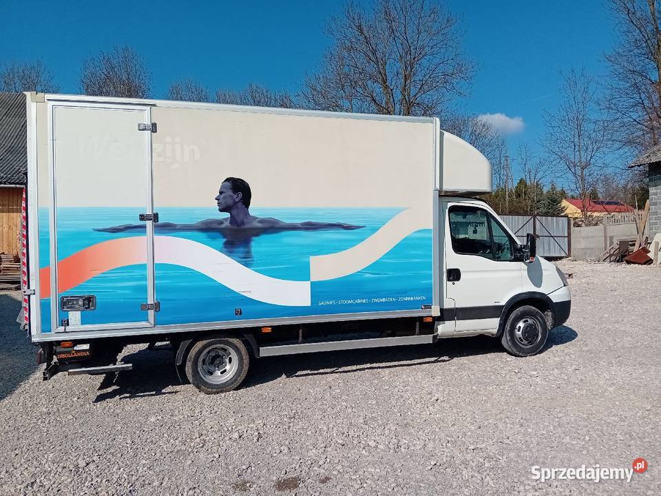 Iveco 40c15 kontener z windą Strzeżów Drugi