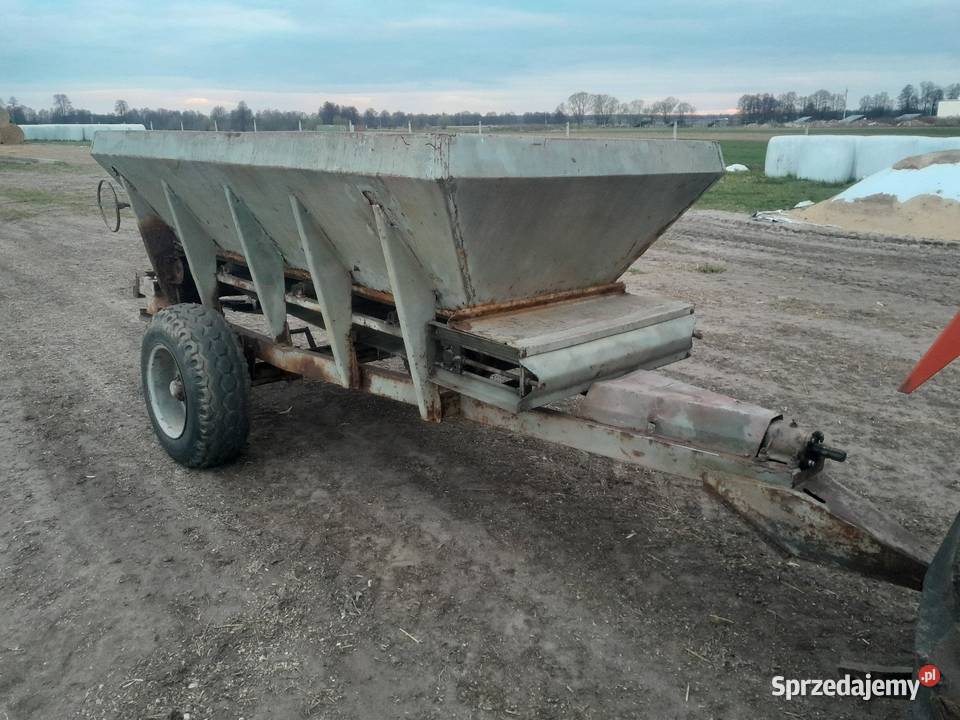 Wapniarka rozsiewacz rcw 3 piast Kępno