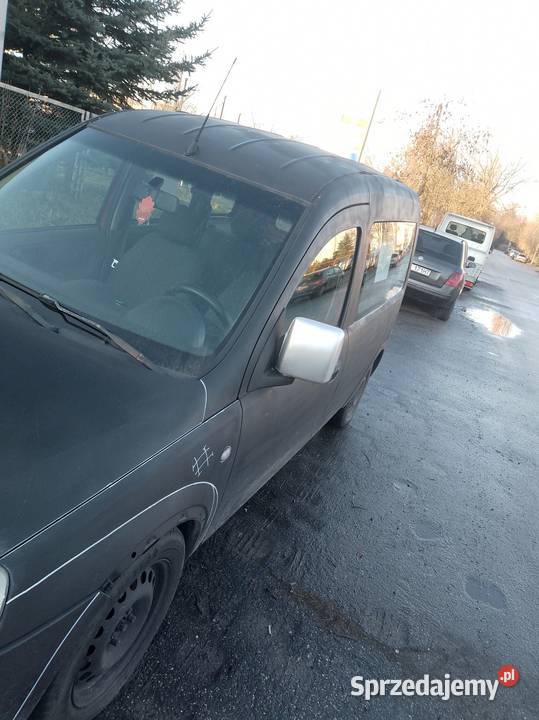 SPRZEDAMY OPLA COMBO CDTI 2500 do negocjacji 1686cm3 łódzkie Łódź sprzedam