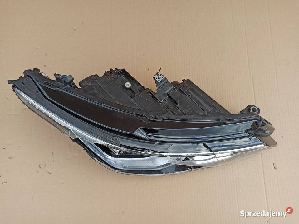 VW GOLF VIII 8 REFLEKTOR PRAWY LED LAMPA Trzciel