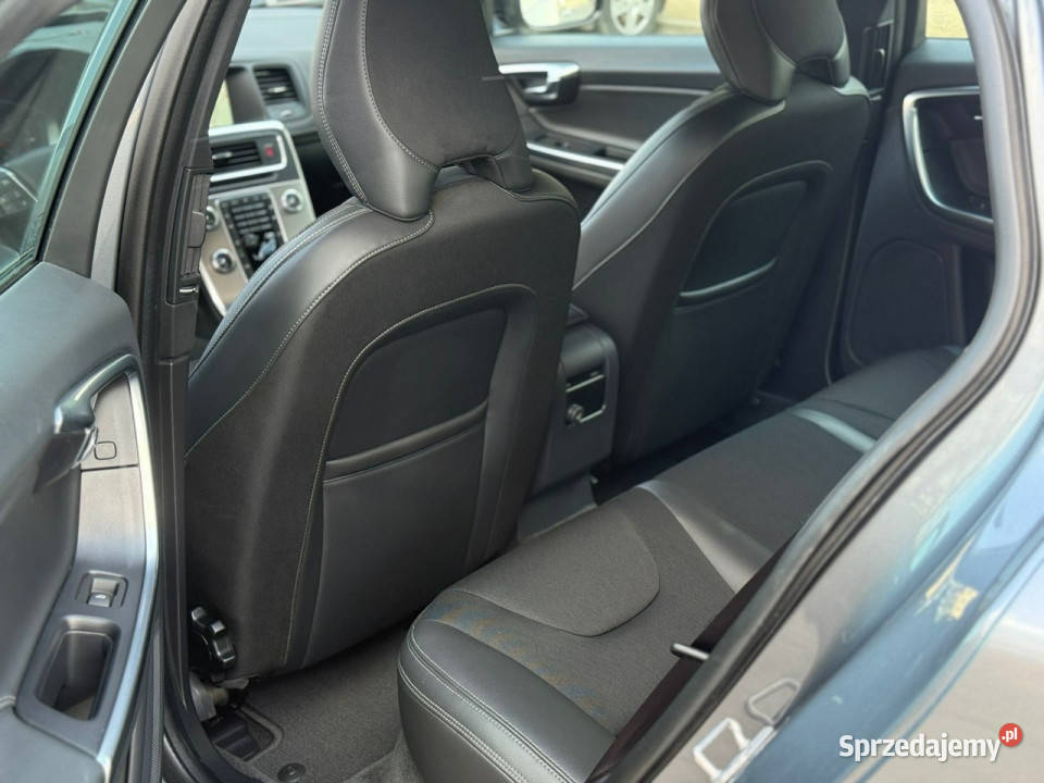 Volvo V60 Cross Country Cross Country światła przeciwmgielne śląskie Tarnowskie Góry