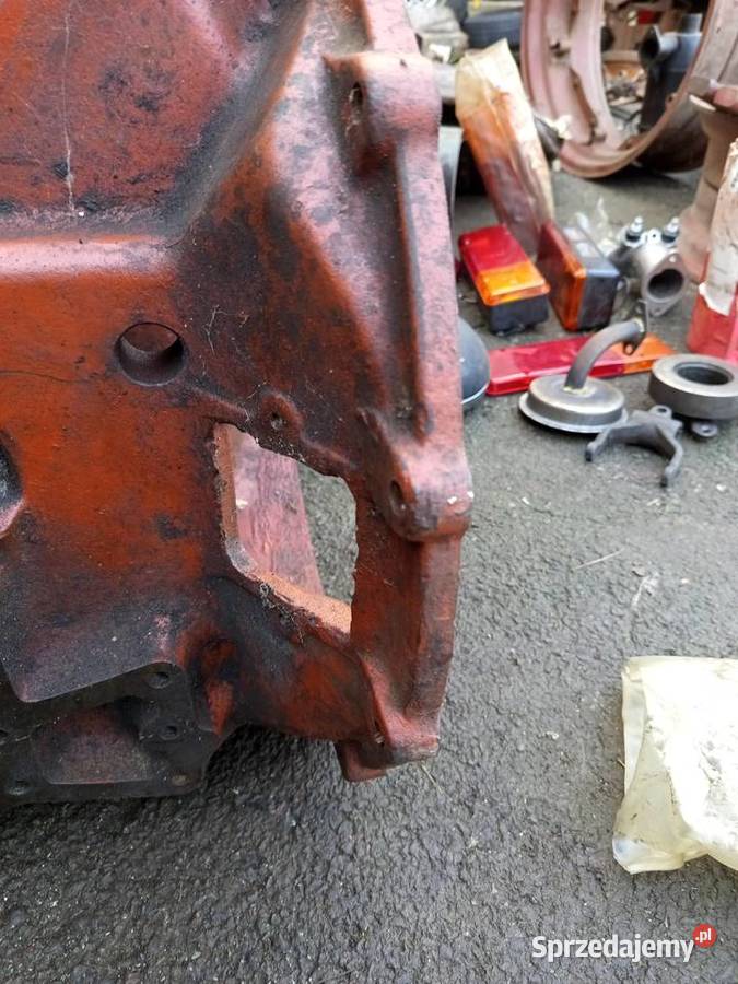 części nowe do 3303284011 obudowa skrzyni nowa Dąbie