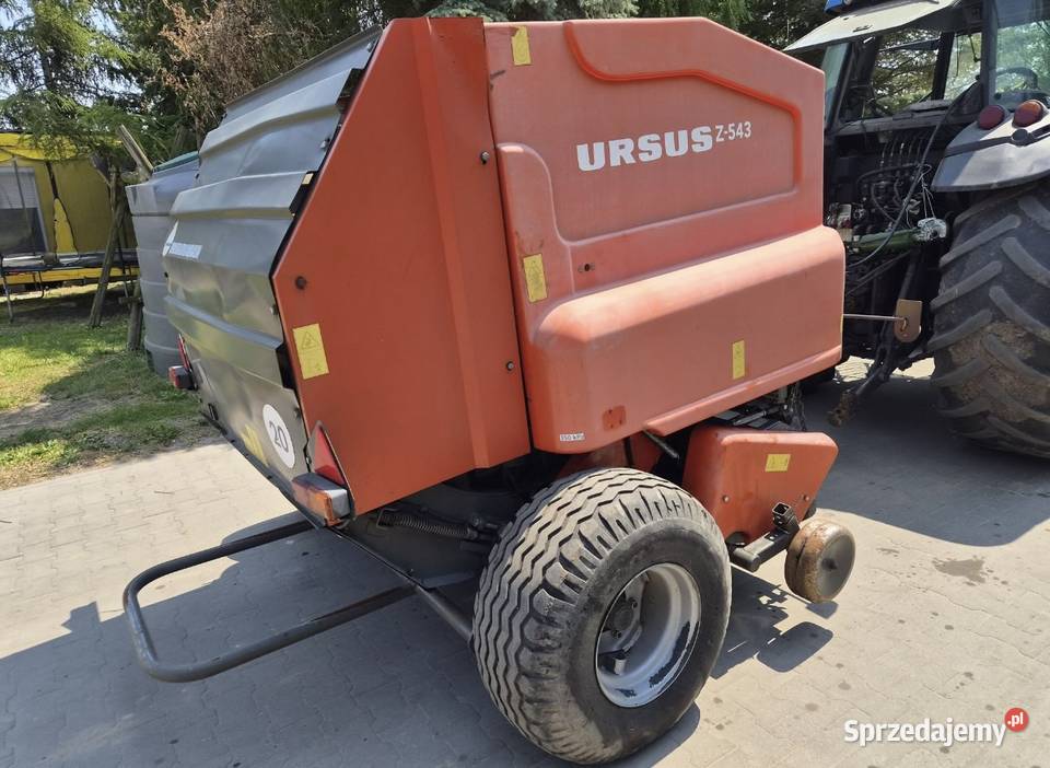 Prasa Ursus Z 543 Szeroki podbieracz Prasy