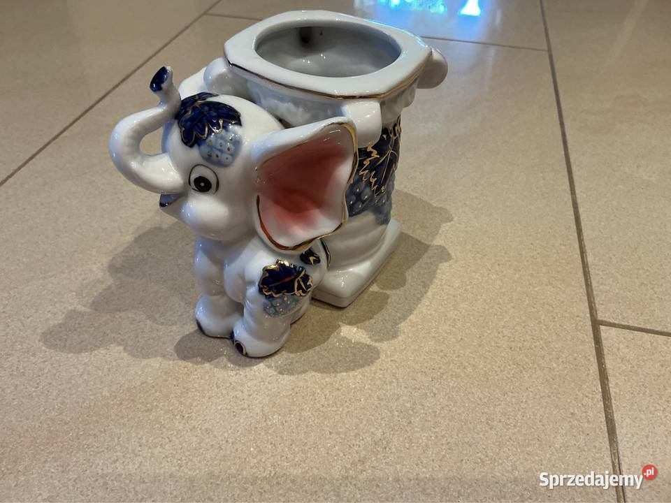 Porcelanowy Wazonik ze Słoniem Słonikiem Vintage Nowa Sól