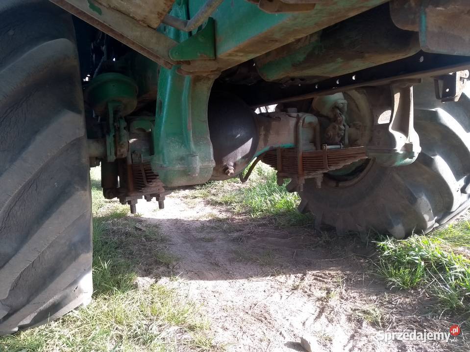 Charkowiec T150K Kirowiec 4x4 pług zawieszany