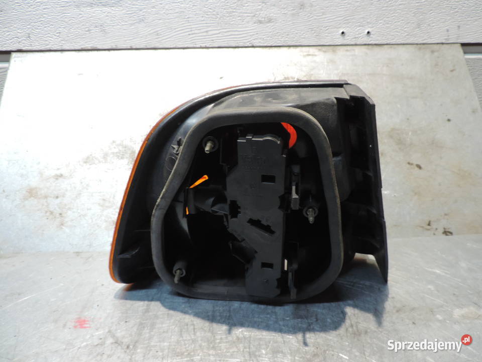 LAMPA TYLNA PRAWA VW POLO III CLASSIC Nowy Sącz
