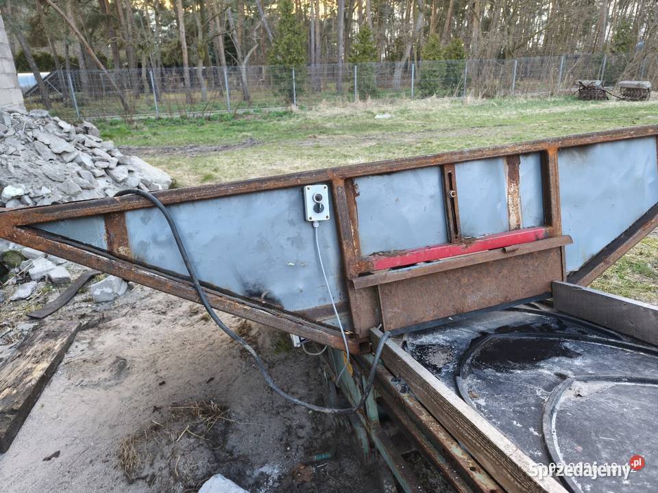 Taśmociąg kosz przyjeciowy nieuszkodzony Maszyny rolnicze Kolno