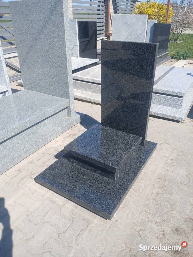 Nagrobek urnowy impala 69 x 100 Strzegom