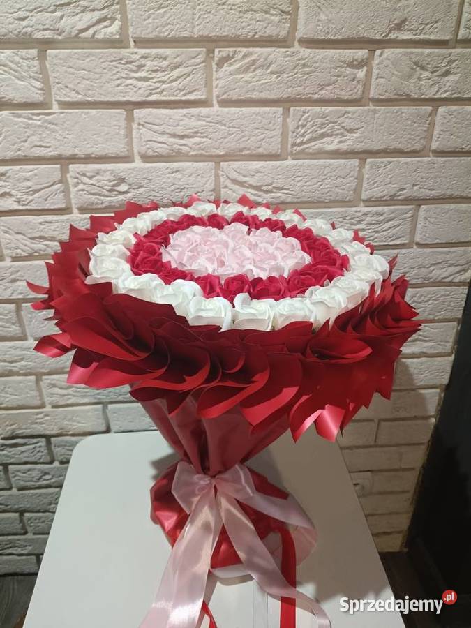 Bukiet z róż mydlanych Prezent na Walentynki Walentynki Zagórów