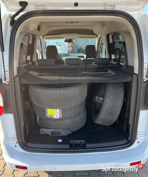 Ford Tourneo Courier 15 TDCi 2021r salon Polska