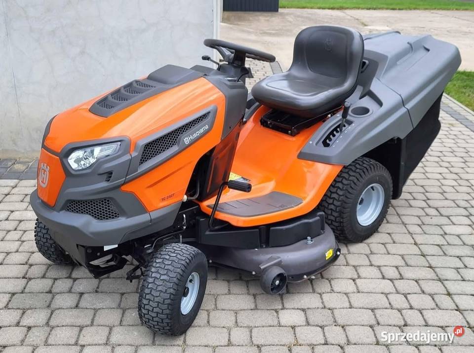 HUSQVARNA TC242T 24 traktorek kosiarka z koszem
