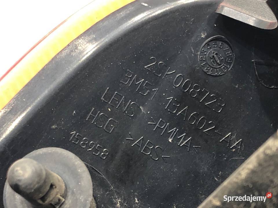 LAMPA PRAWY TYŁ FORD FOCUS C Minivan 0307 Lampy tylne