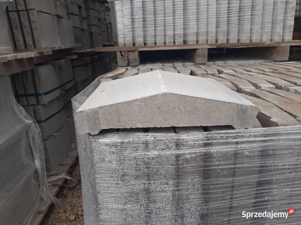 Daszek Betonowy Dwuspadowy Mały Łupany Kolor Wielogóra