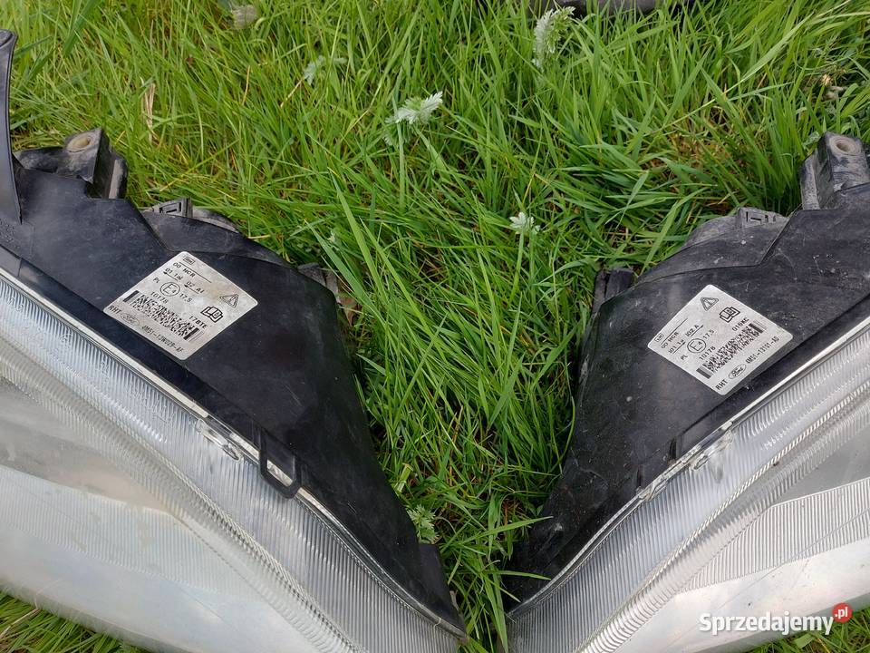 Ford Focus Mk2 lampy lampa przednie LewaPrawa Tychy sprzedam