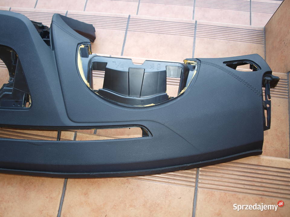 Hyundai Genesis Coupe konsola deska rozdzielcza deski rozdzielcze, konsole