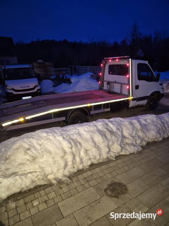 Auto Laweta pomoc drogowa usługi moto