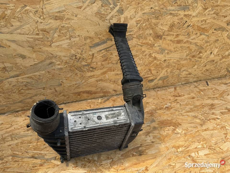 Chłodnica intercooler bora Leon golf Audi a3 8l Chłodnice powietrza (intercoolery) Międzychód