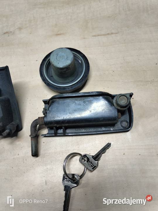 Zamek klapy wlew paliwa klamka Fiat 126p osobowe Łubno