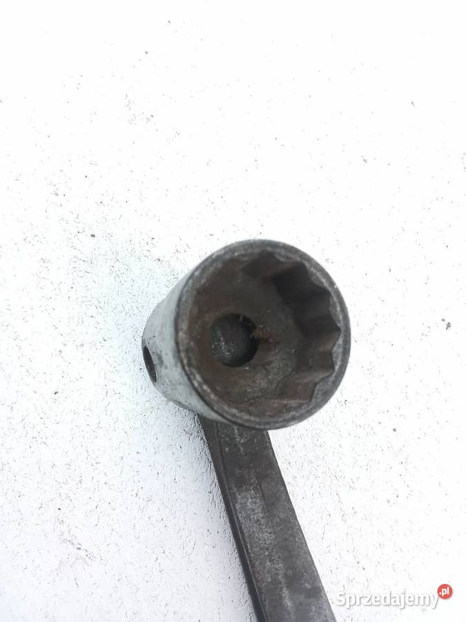 Klucz GOLEM 22 24
