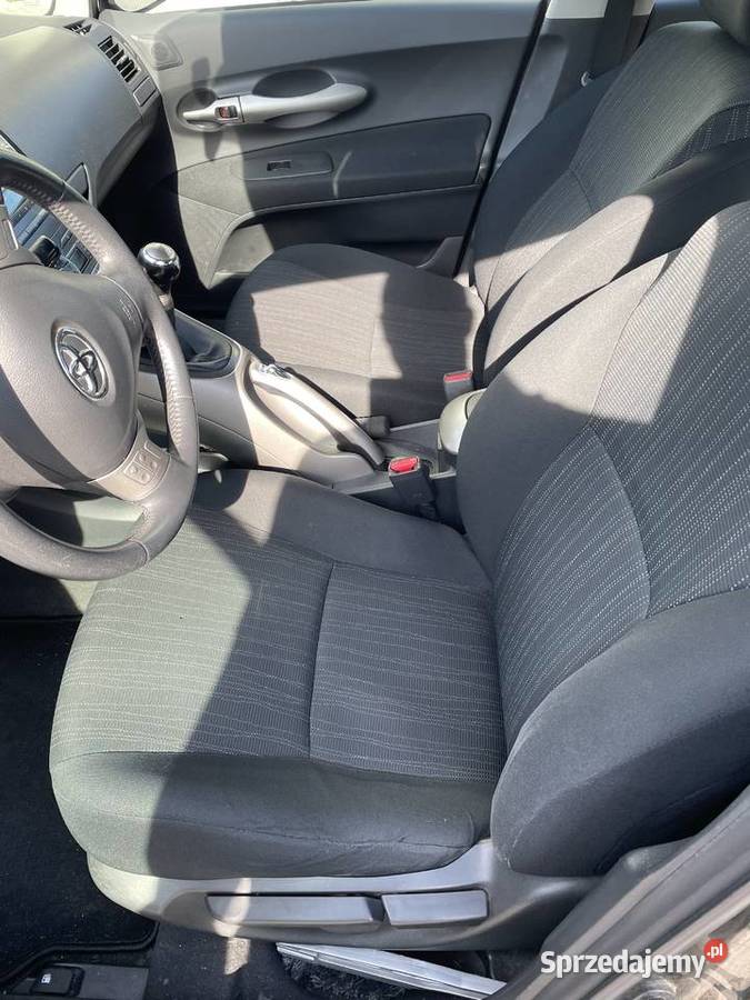 Toyota Auris 16 benzyna nieuszkodzony Opole