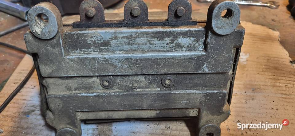 regulator napięcia URSUS C45 Warszawa garbus Nowy Dwór Gdański