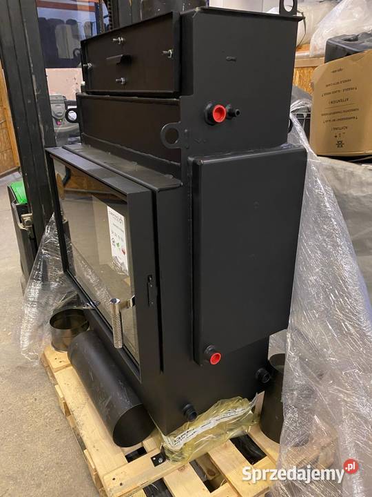 Kominek z płaszczem wodnym Defro Navi ME 17 kW