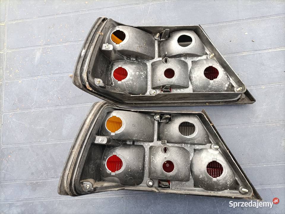 Lampy tylne tył prawe prawa Mercedes W124 Kamień Pomorski sprzedam