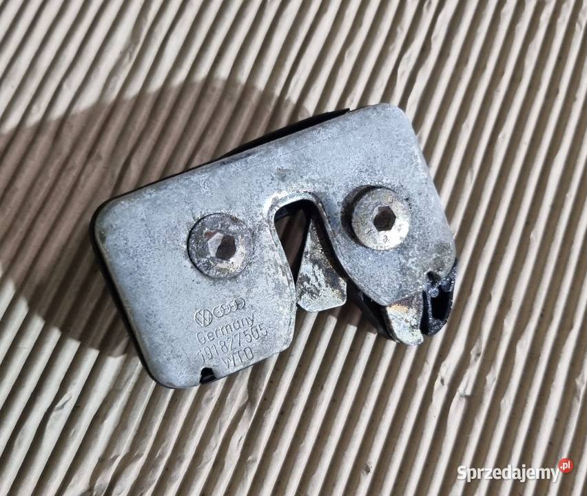 Zamek klapy tył VW Golf Mk2 191827505 Bolesławice