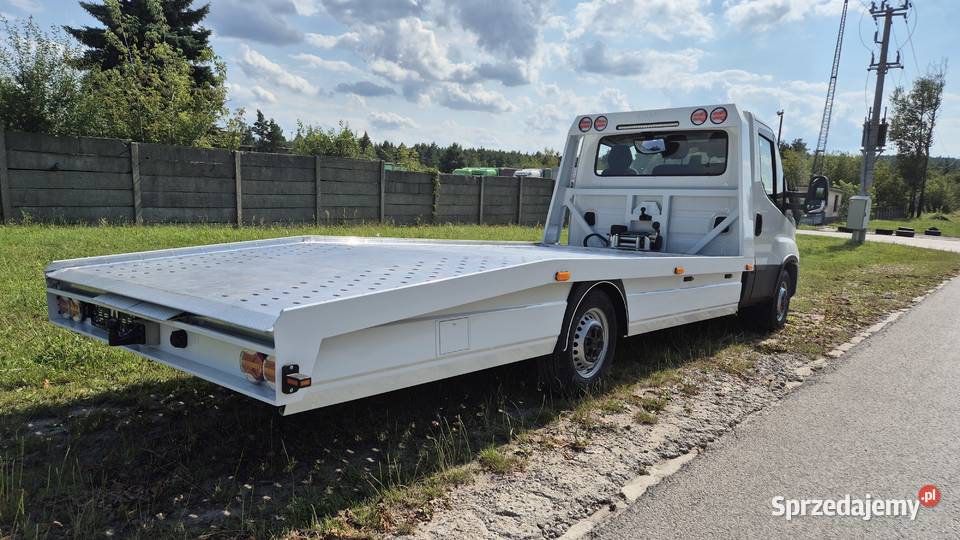 Iveco Daily Zabudowa Autolaweta Laweta Najazd Kielce