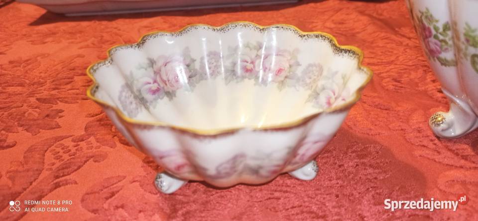 Patera falista krawędź kanelowana złocona
Biała Gdańsk