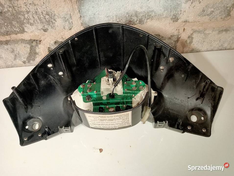 Aprilia Sr 50 licznikobudowa kierownicy Częstochowa