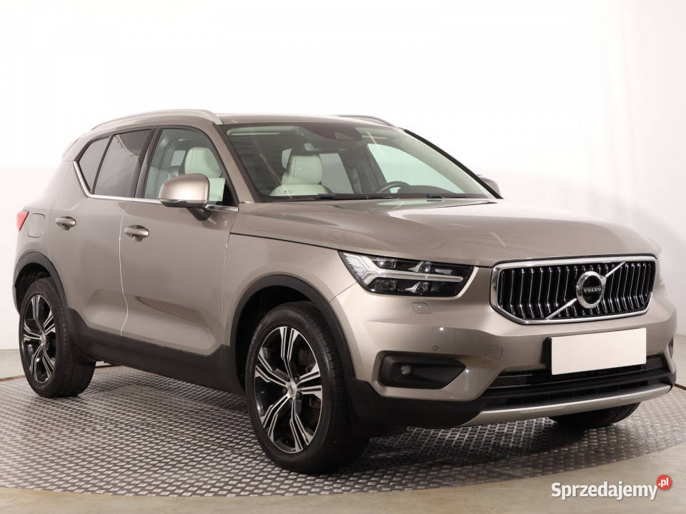 Volvo XC40 D4 AWD SUV Motoryzacja śląskie Katowice
