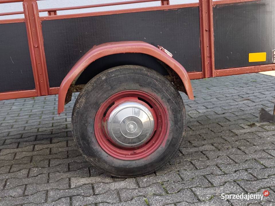 Sprzedam przyczepkę zarejestrowana 685kg wielkopolskie Gniezno