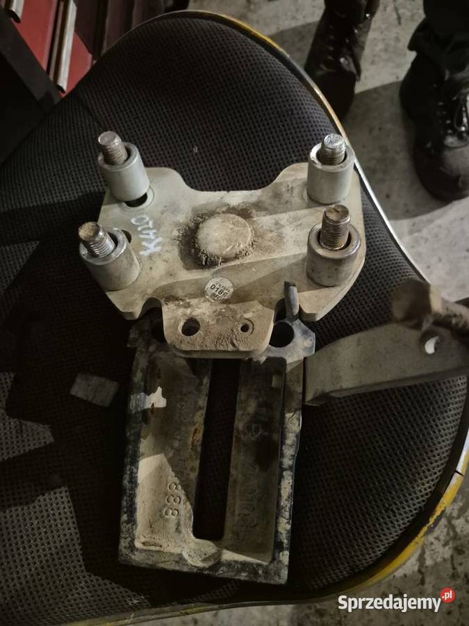 Mocowanie błotnika do traktora deutz fahr Turek