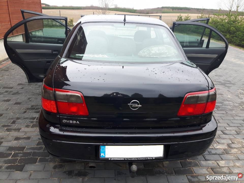 Opel omega 2003