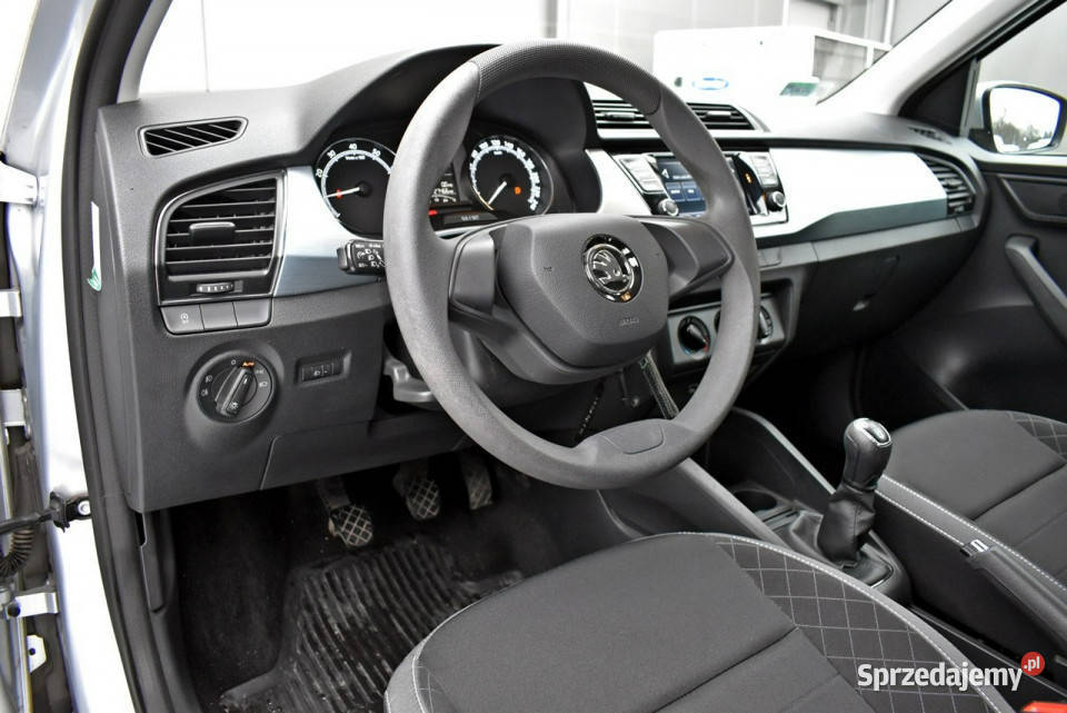 koda Fabia Bezwypadkowy Salon Polska Serwis ASO 4/5 sprzedam