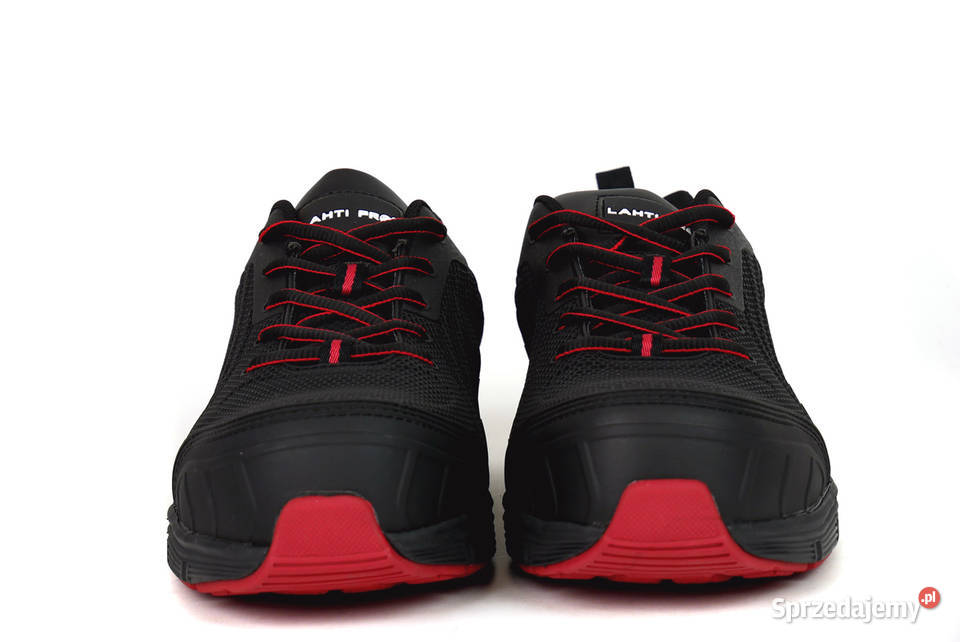 Ogrodniczki i buty robocze